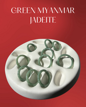 Load image into Gallery viewer, Natural Green Jadeite Bamboo Ring
