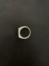 Load image into Gallery viewer, ONYX BLOCK Ring
